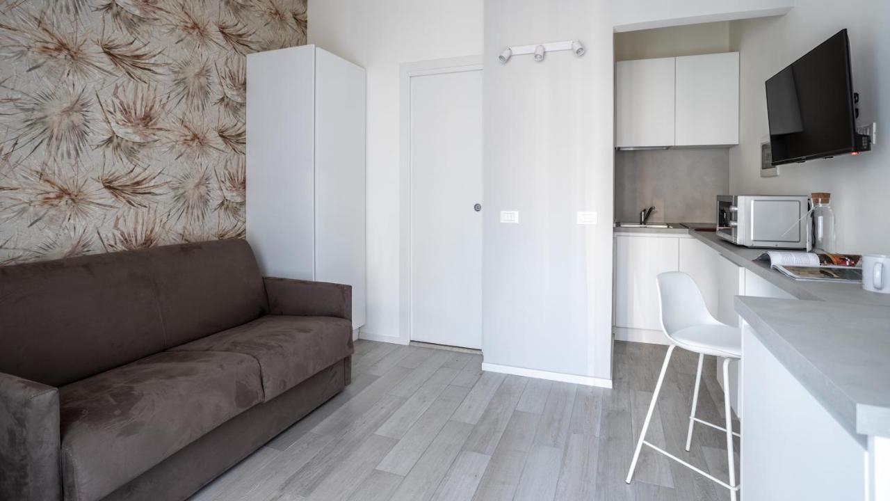 Studio with Sofa Bed